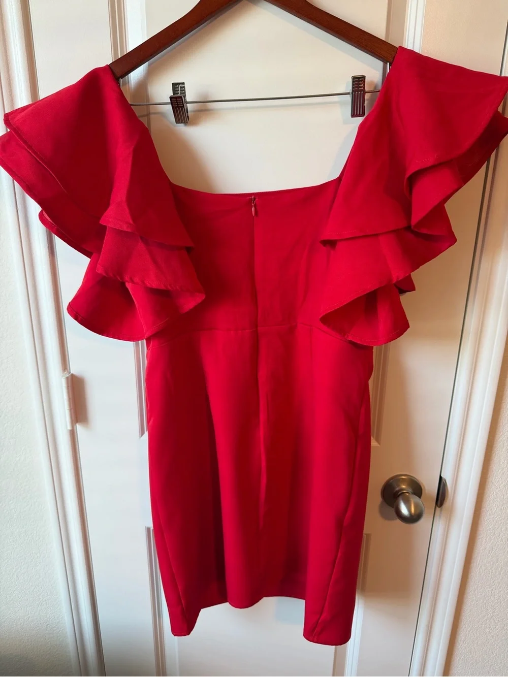 ⚡️NWOT TCEC Red Ruffled Sleeve Square-Neck Mini Dress - Picture 4 of 6